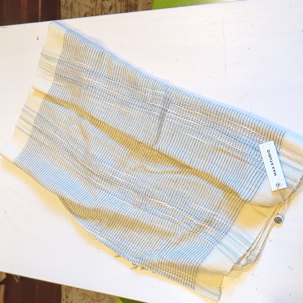 New Max Studio Cream and Black Hijab Scarf - Picture 5 of 6